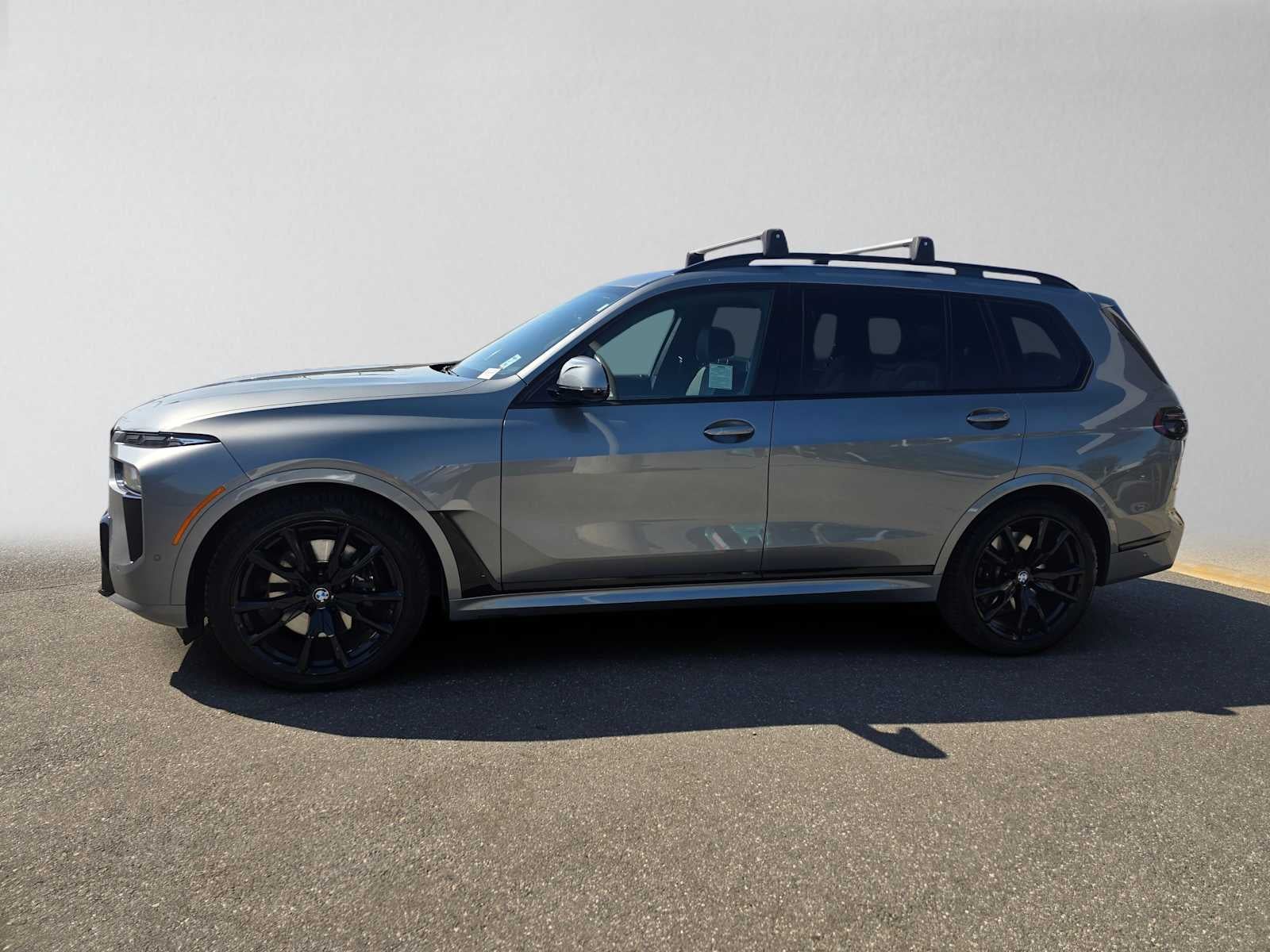 2024 BMW X7 M60i M60i