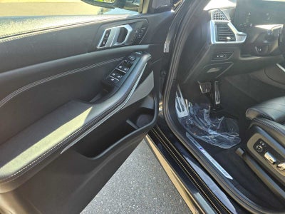 2024 BMW X5 M60i M60i