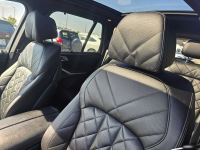 2024 BMW X5 M60i M60i