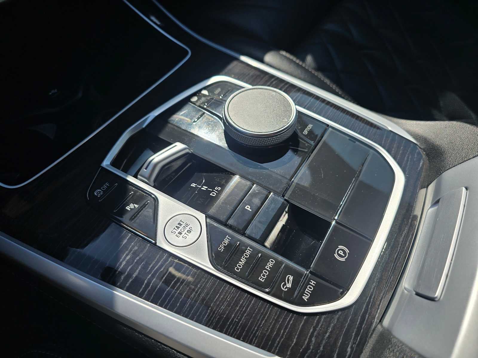 2024 BMW X5 M60i M60i