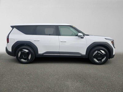 2026 Kia EV9 Light Short Range