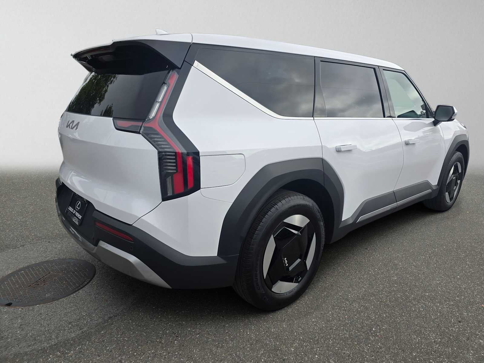 2026 Kia EV9 Light Short Range
