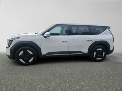 2026 Kia EV9 Light Short Range