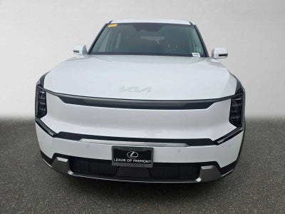 2026 Kia EV9 Light Short Range