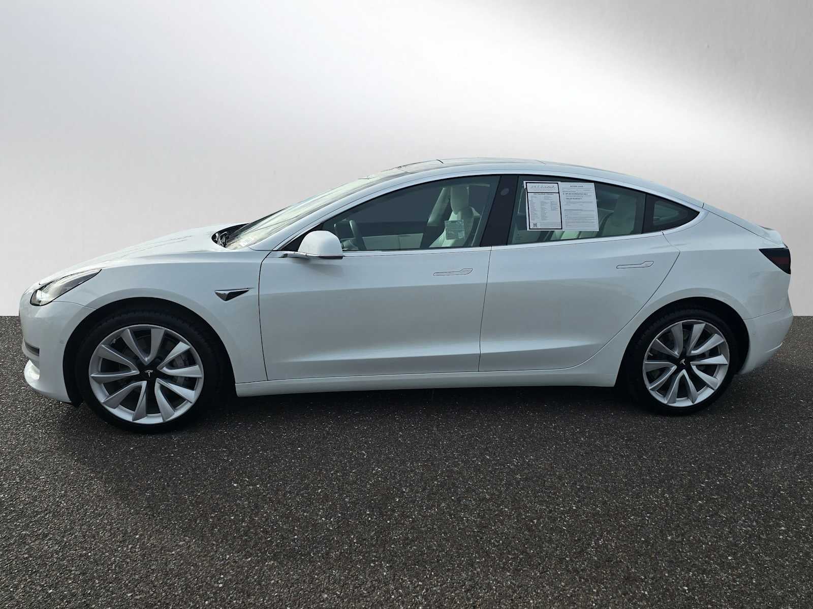 2020 Tesla Model 3 Standard Range