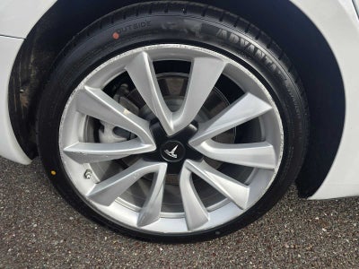 2020 Tesla Model 3 Standard Range