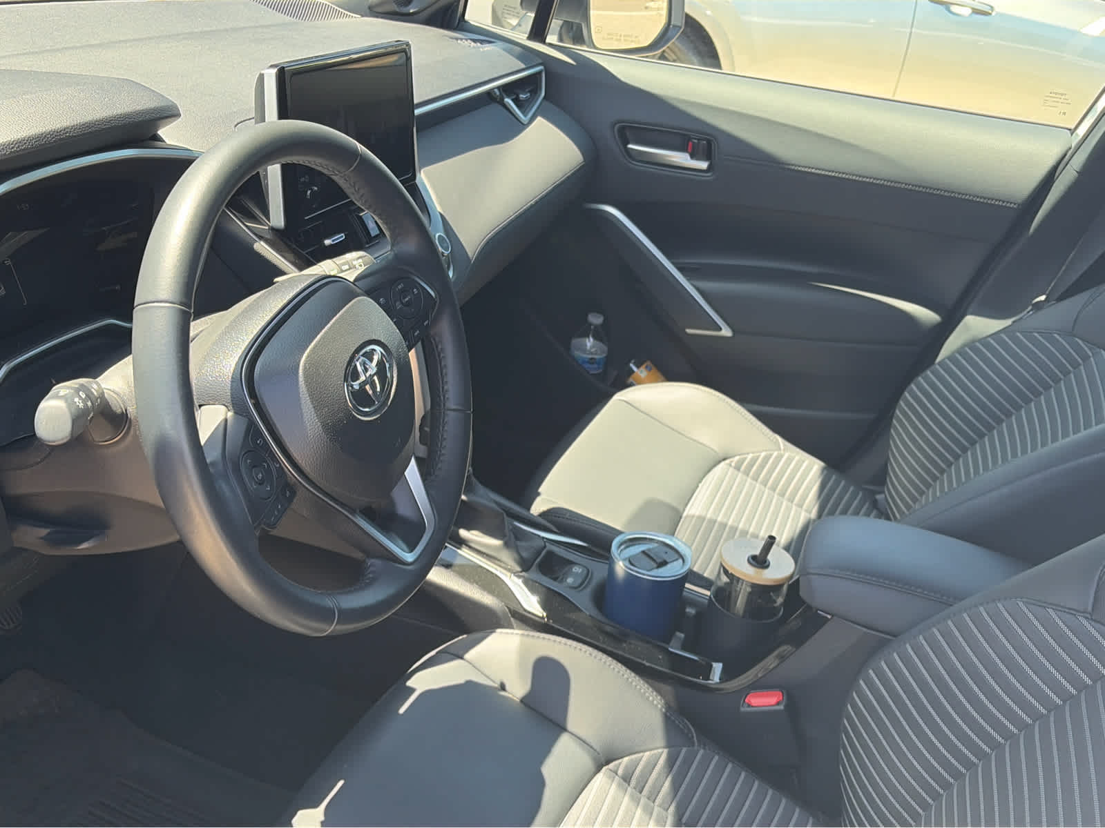 2025 Toyota Corolla Cross Hybrid XSE