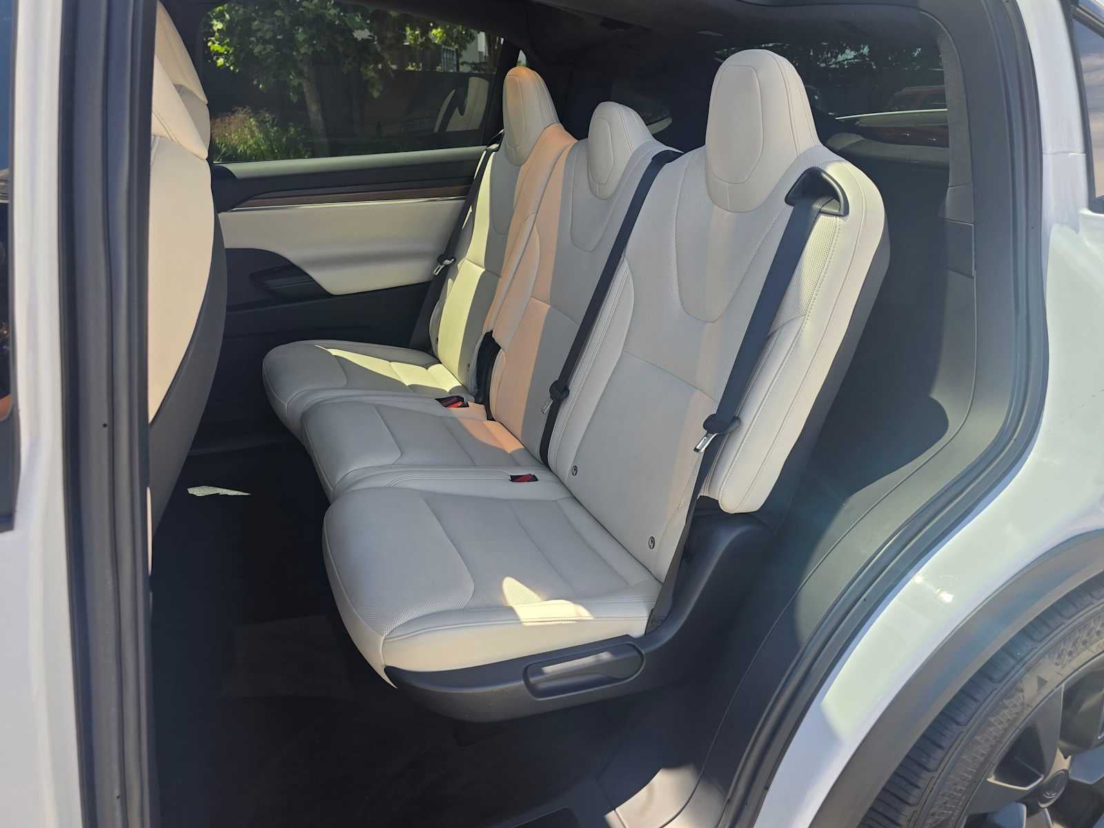 2022 Tesla Model X AWD