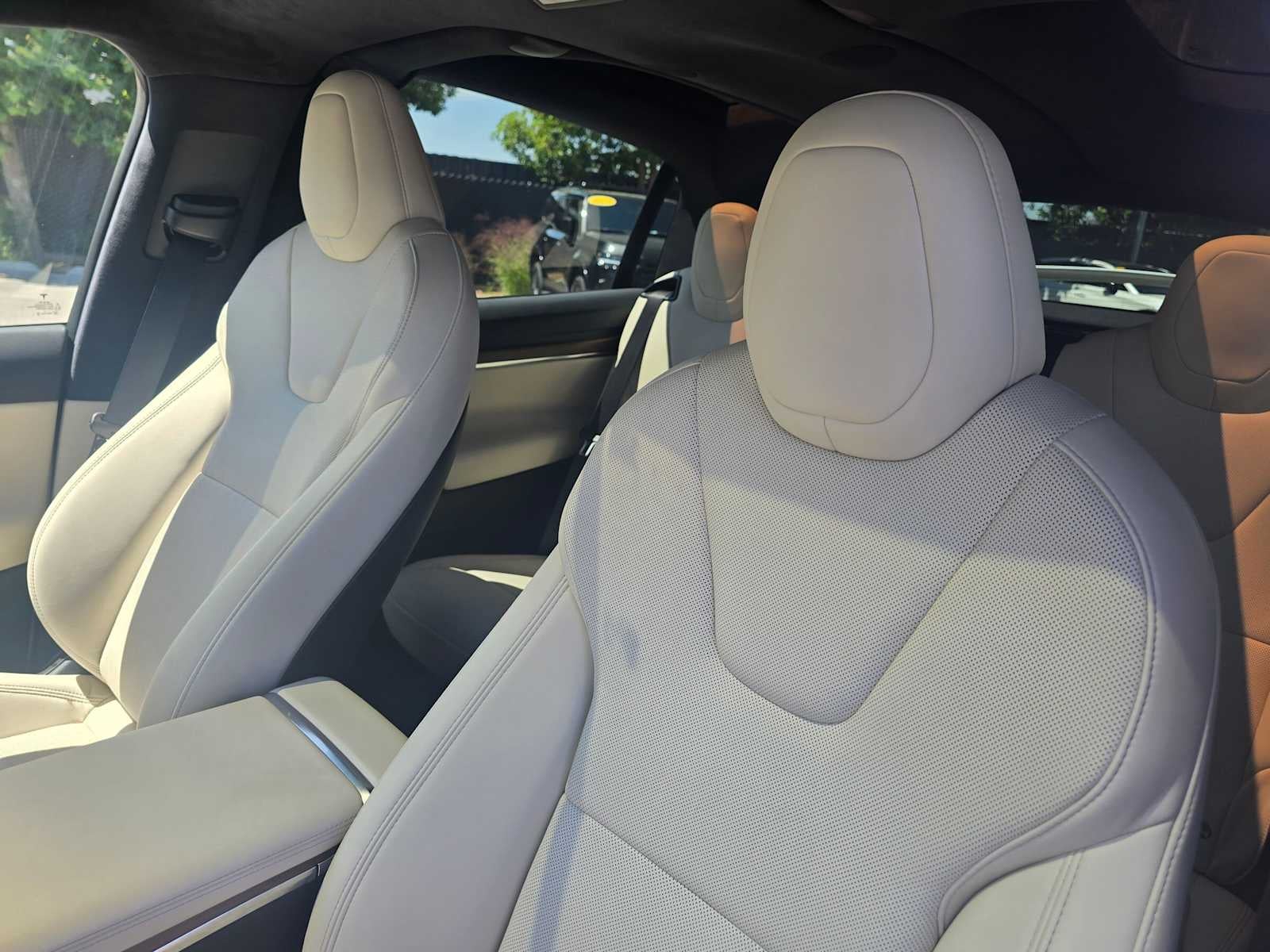 2022 Tesla Model X AWD