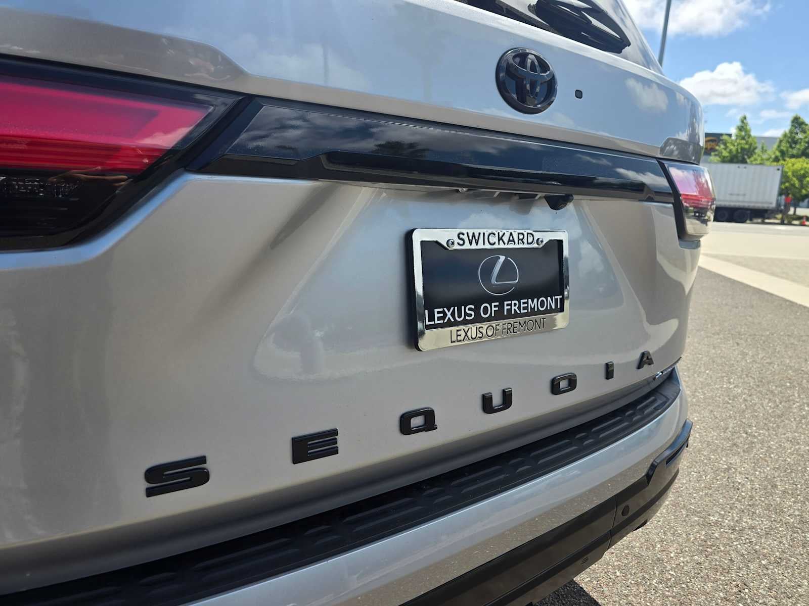 2025 Toyota Sequoia Platinum
