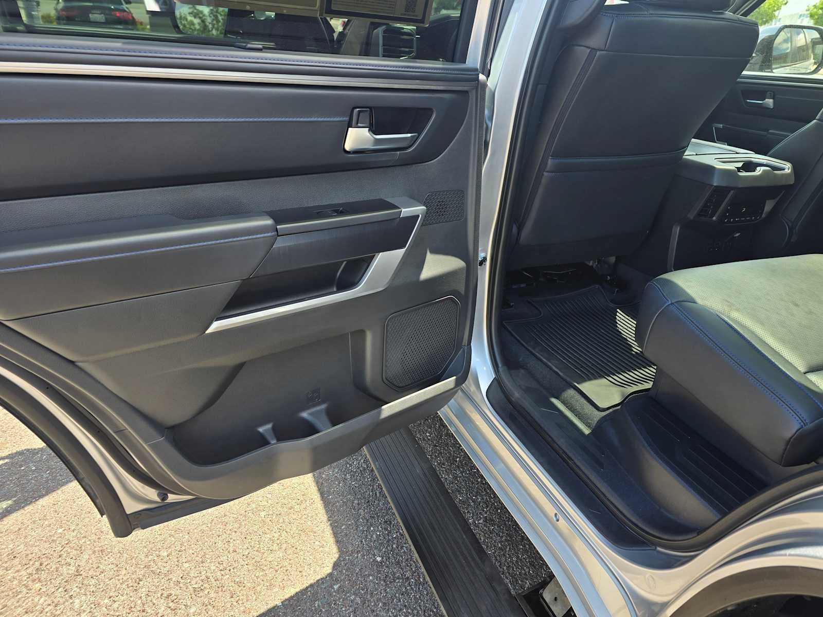 2025 Toyota Sequoia Platinum
