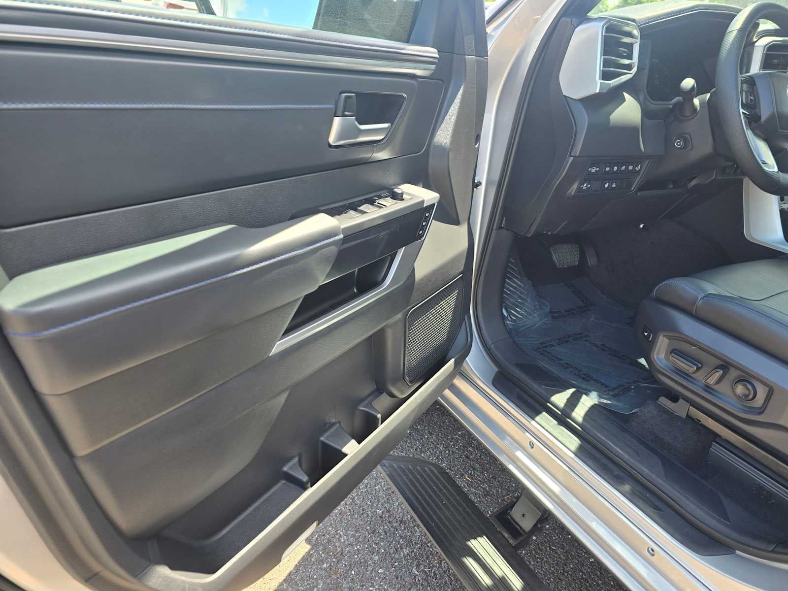 2025 Toyota Sequoia Platinum