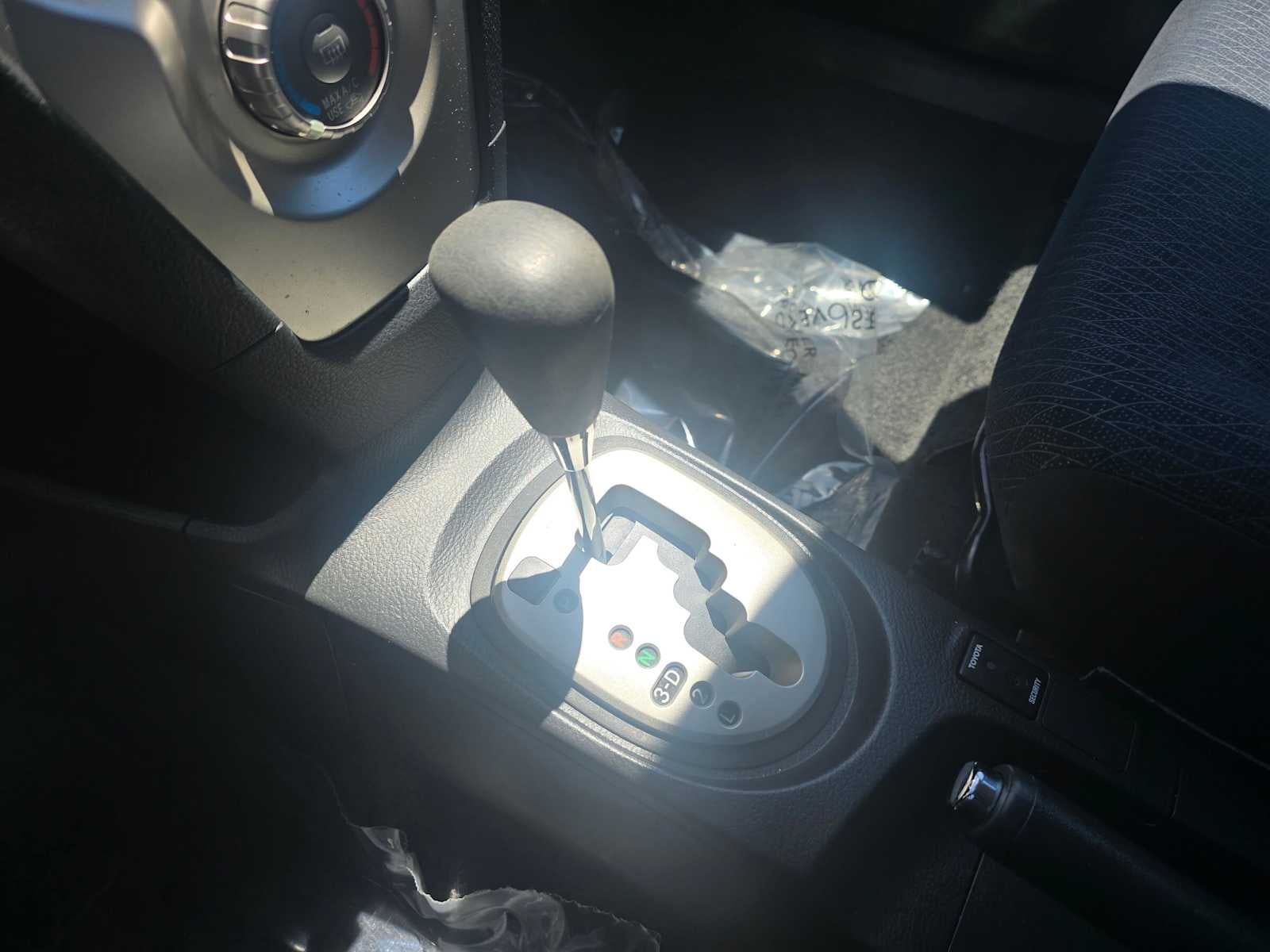2008 Toyota Yaris 4dr Sdn Auto (Natl)