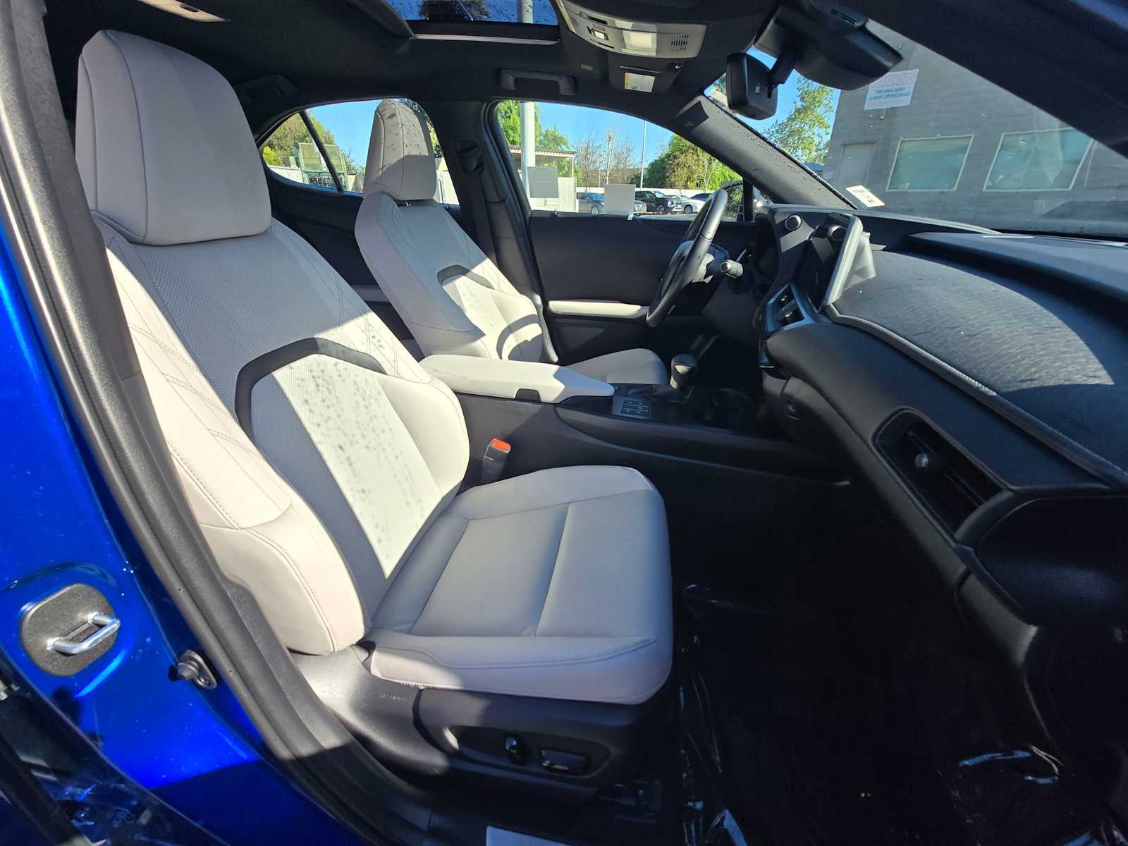 2023 Lexus UX 250h F SPORT DESIGN