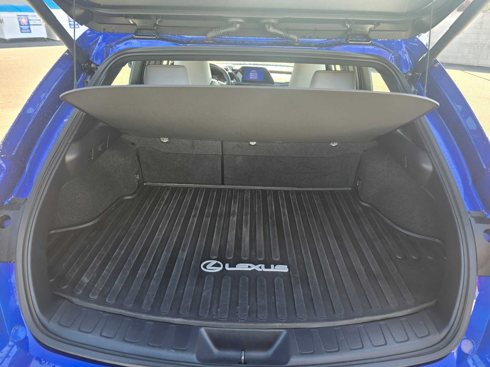 2023 Lexus UX 250h F SPORT DESIGN