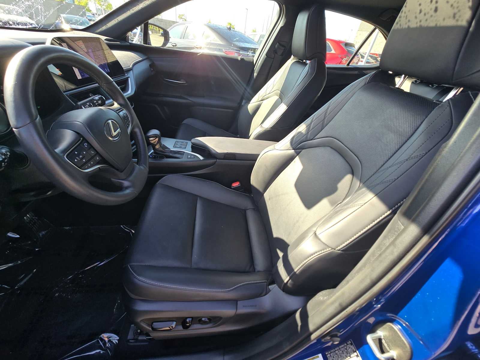 2024 Lexus UX 250h F SPORT DESIGN