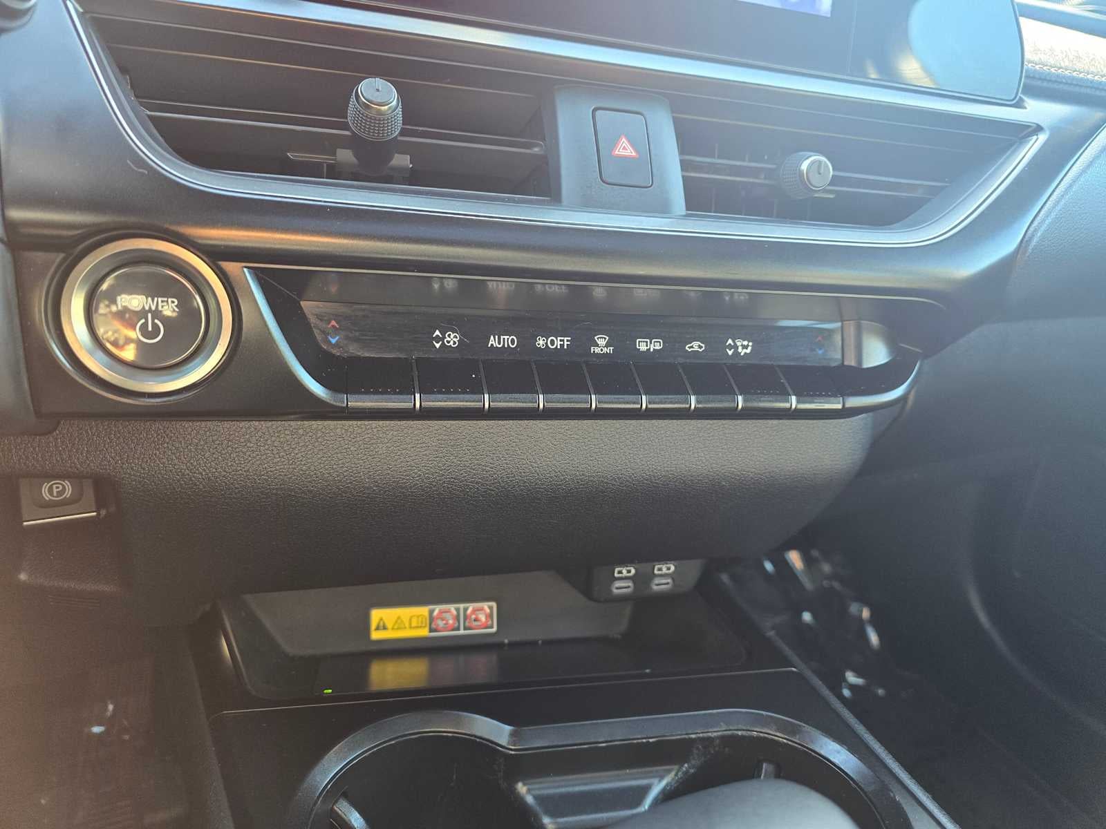 2024 Lexus UX 250h F SPORT DESIGN