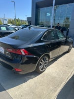 2016 Lexus 200t 4dr Sdn
