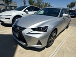 2017 Lexus 200t IS Turbo
