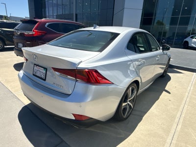2017 Lexus 200t IS Turbo