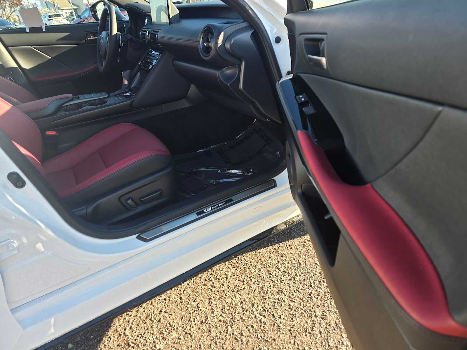 2025 Lexus IS 300 F SPORT DESIGN