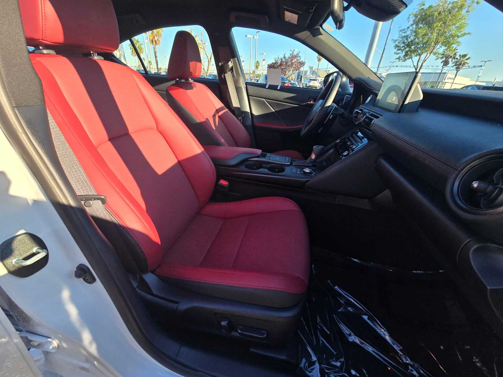 2025 Lexus IS 300 F SPORT DESIGN