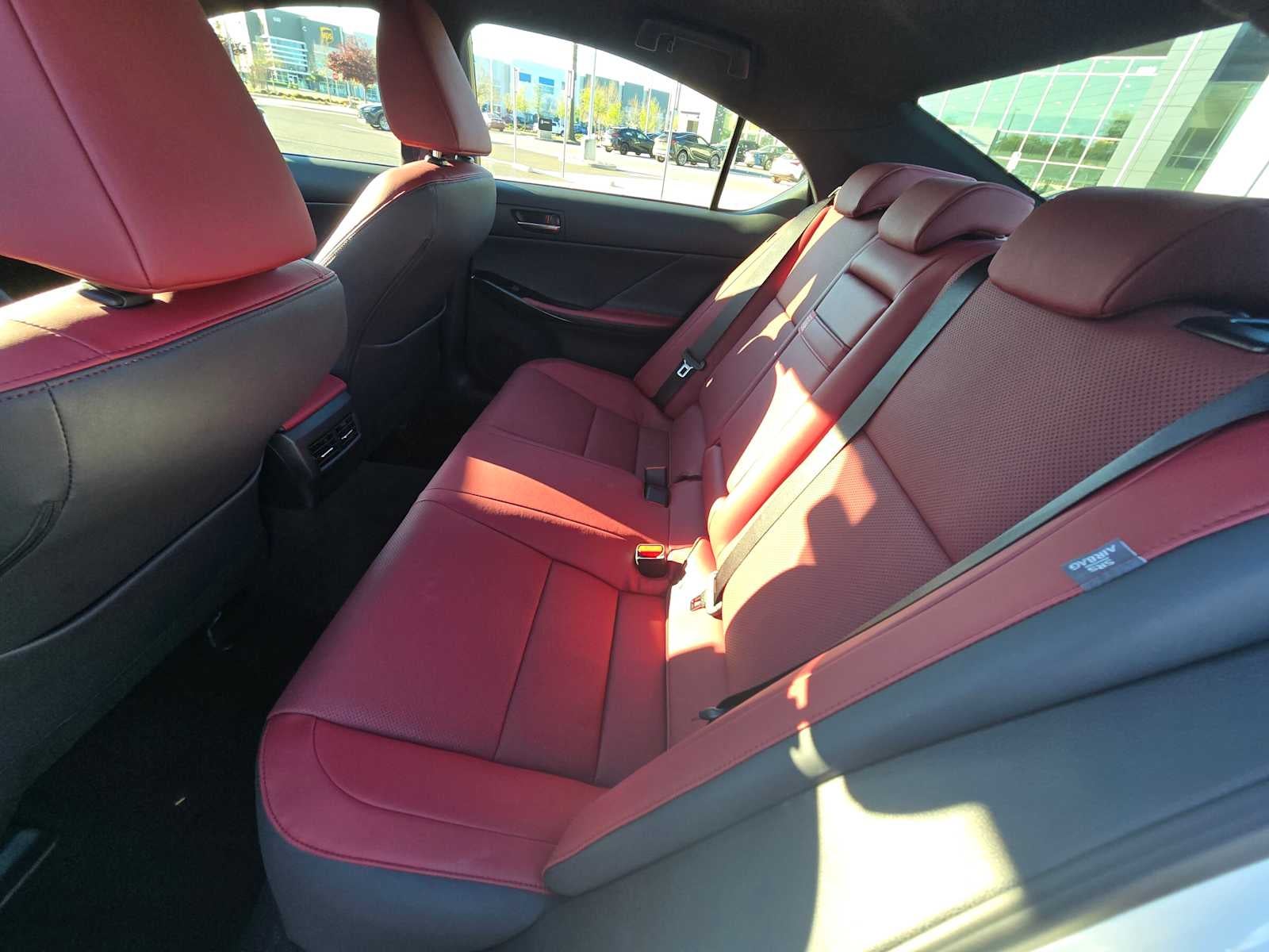 2025 Lexus IS 300 F SPORT DESIGN