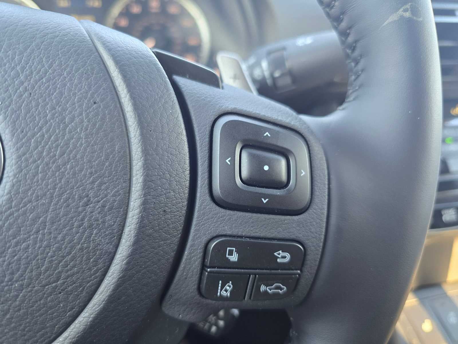 2025 Lexus IS 300 F SPORT DESIGN