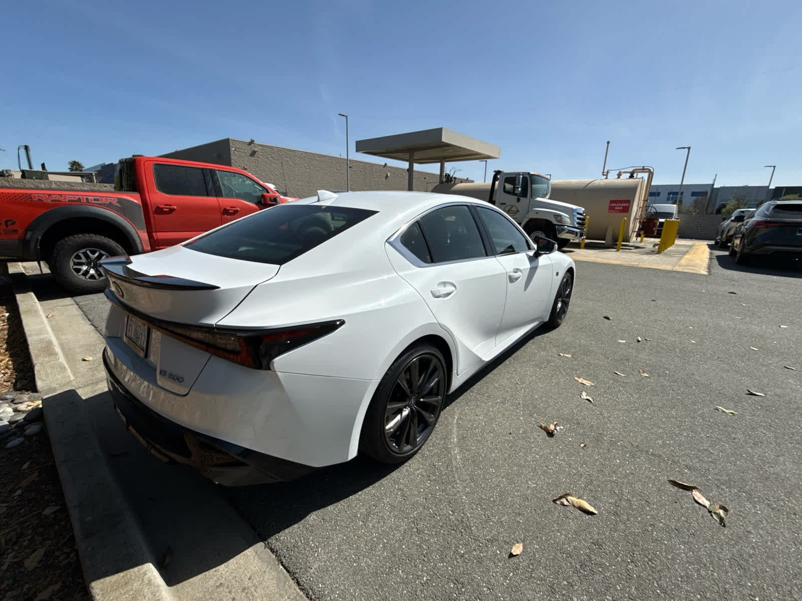 2025 Lexus IS 300 F SPORT Design