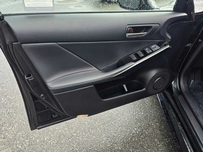 2025 Lexus IS 300 F SPORT DESIGN