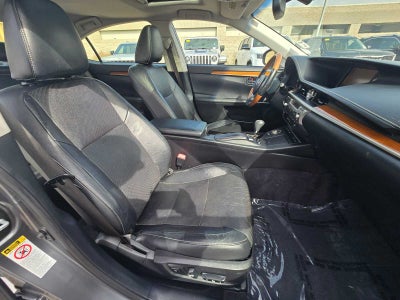 2014 Lexus ES 300h Hybrid