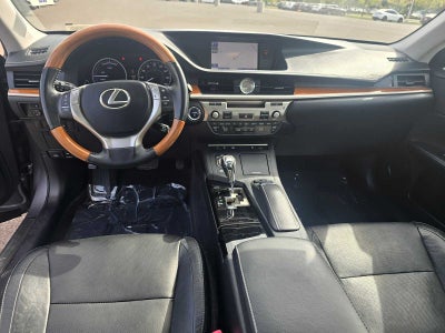 2014 Lexus ES 300h Hybrid