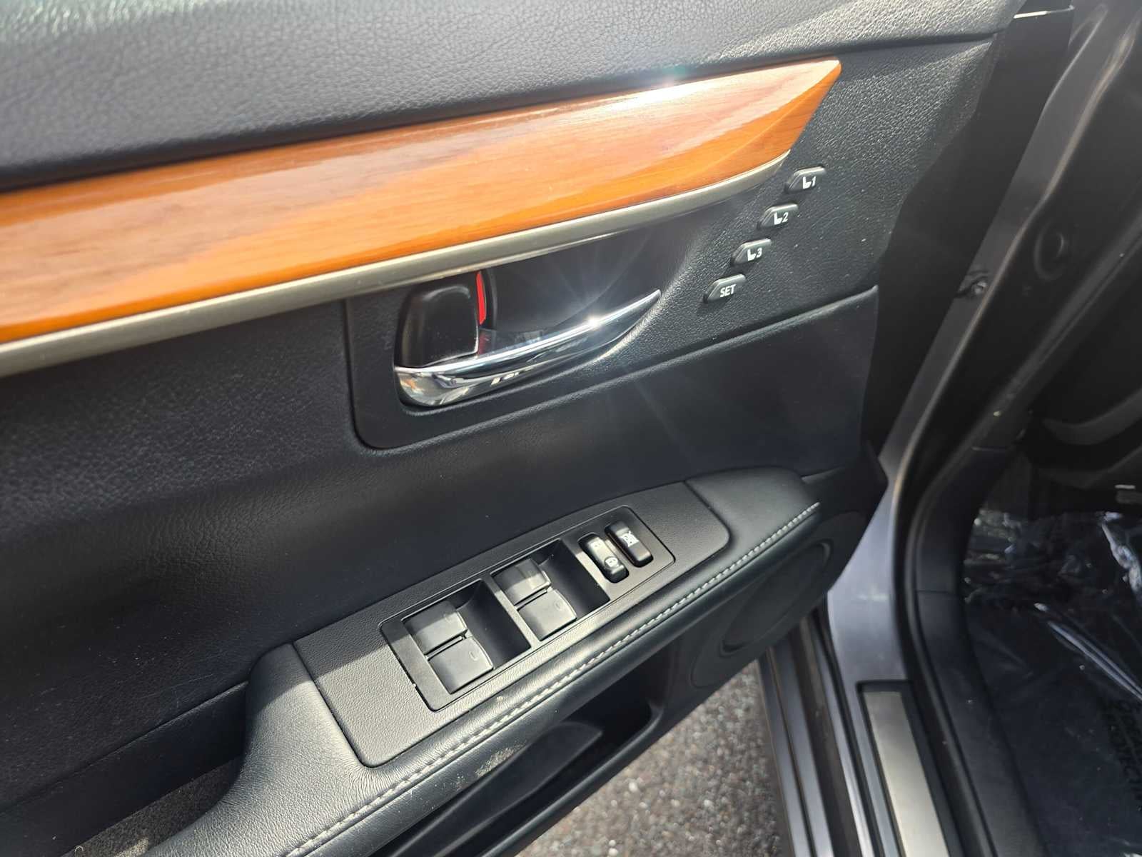 2014 Lexus ES 300h Hybrid