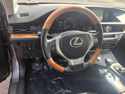 2014 Lexus ES 300h Hybrid