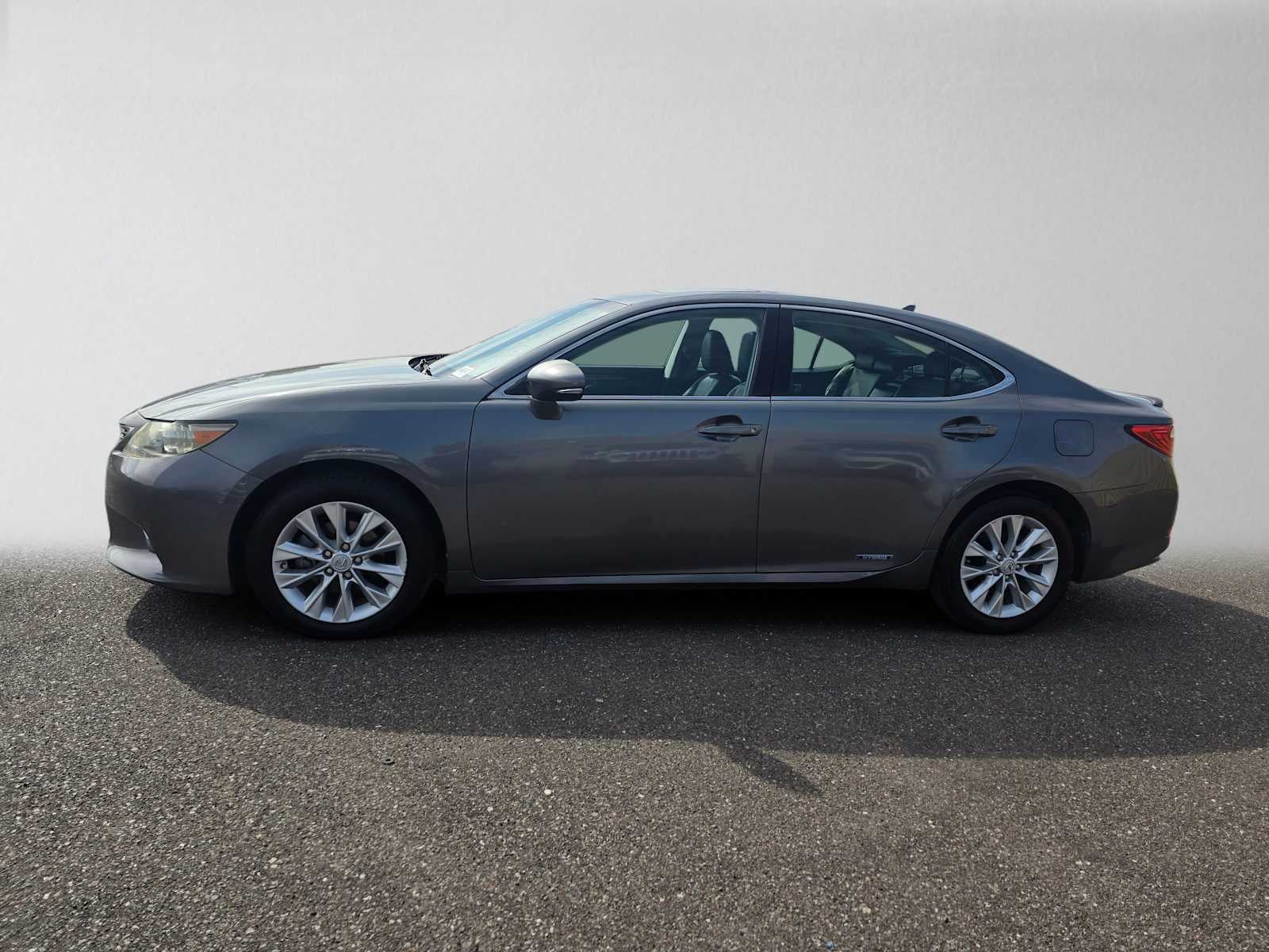 2014 Lexus ES 300h Hybrid