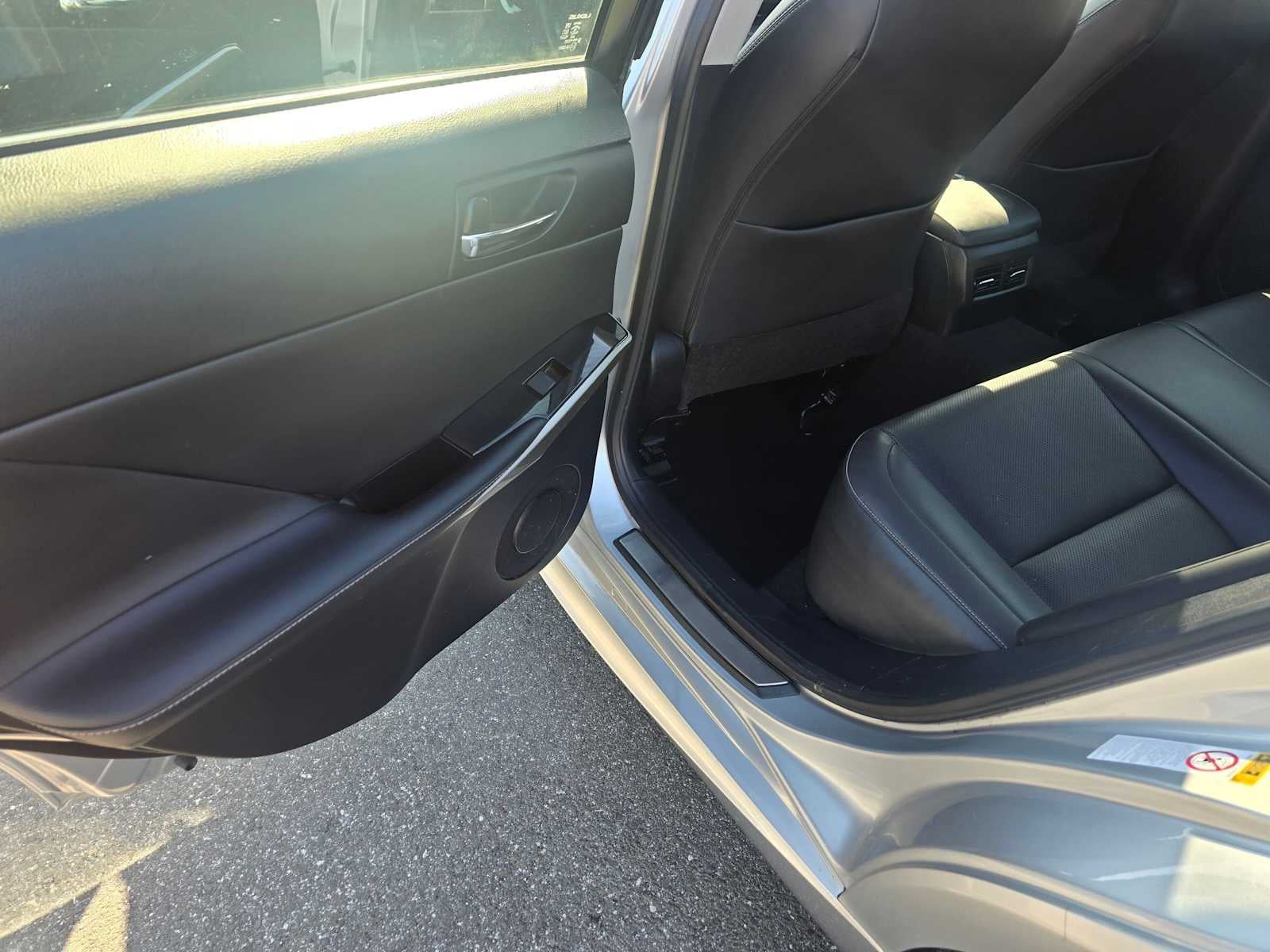2016 Lexus IS 300 4dr Sdn AWD