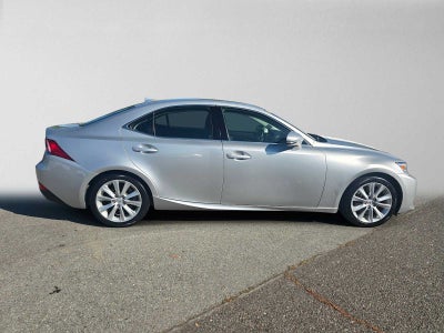 2016 Lexus IS 300 4dr Sdn AWD