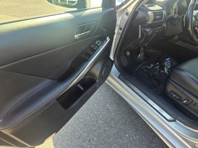 2016 Lexus IS 300 4dr Sdn AWD