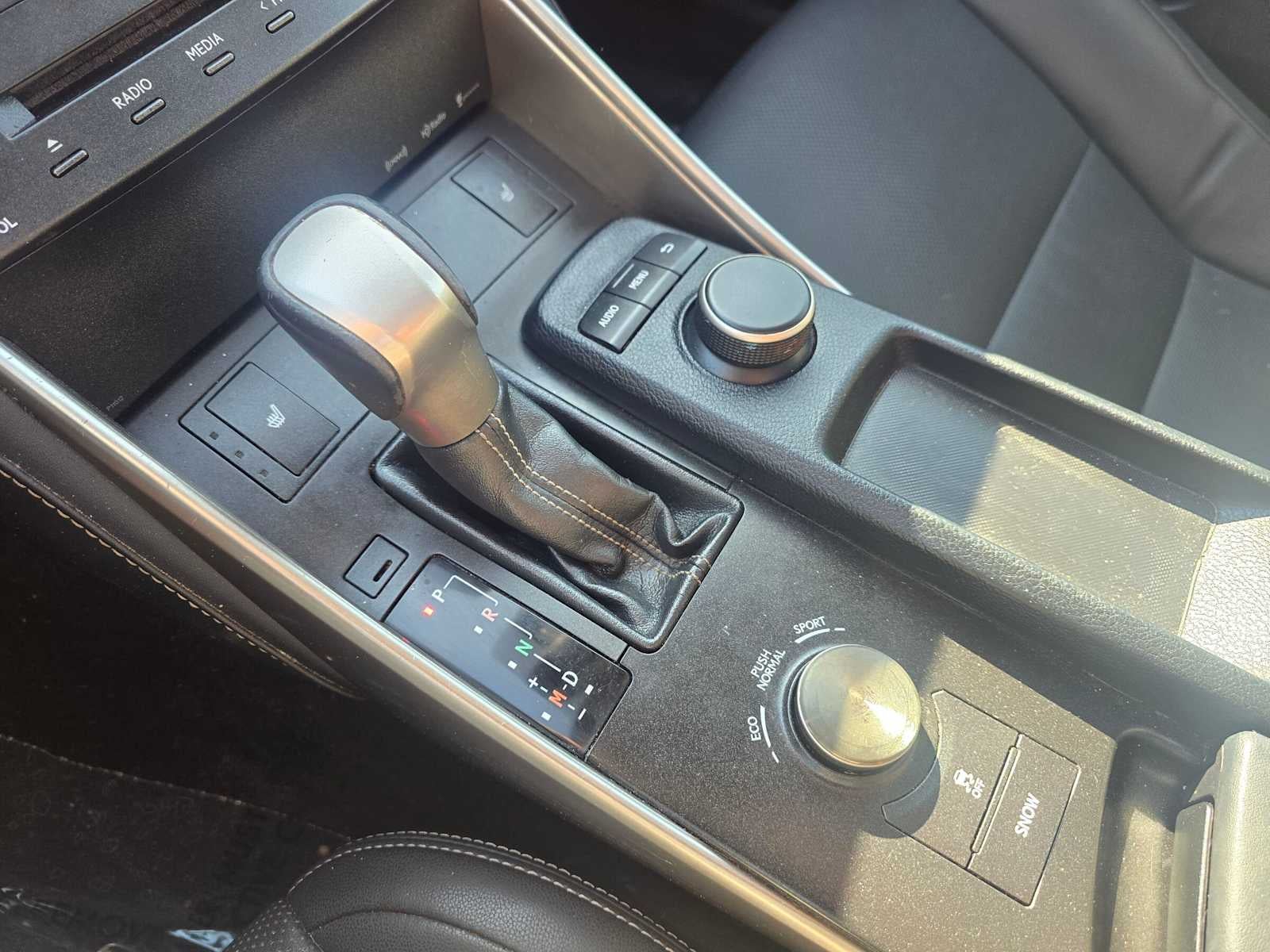 2016 Lexus IS 300 4dr Sdn AWD