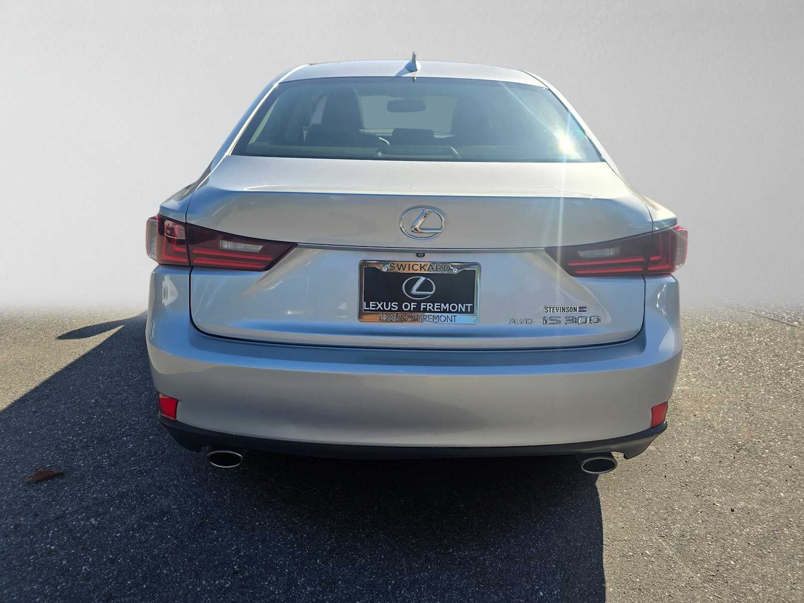 2016 Lexus IS 300 4dr Sdn AWD