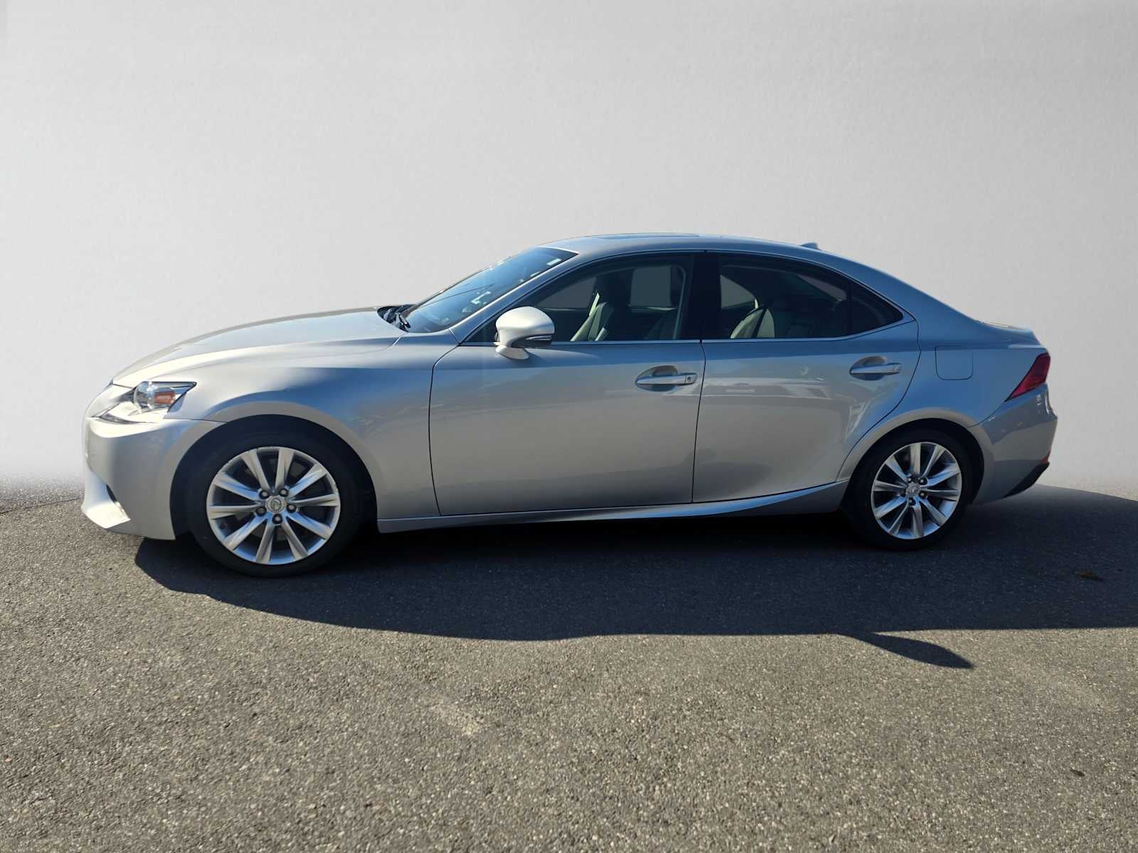 2016 Lexus IS 300 4dr Sdn AWD