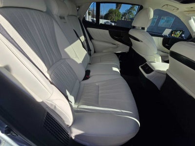 2023 Lexus LS 500h AWD