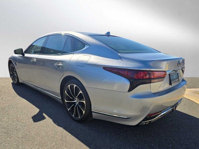2023 Lexus LS 500h AWD