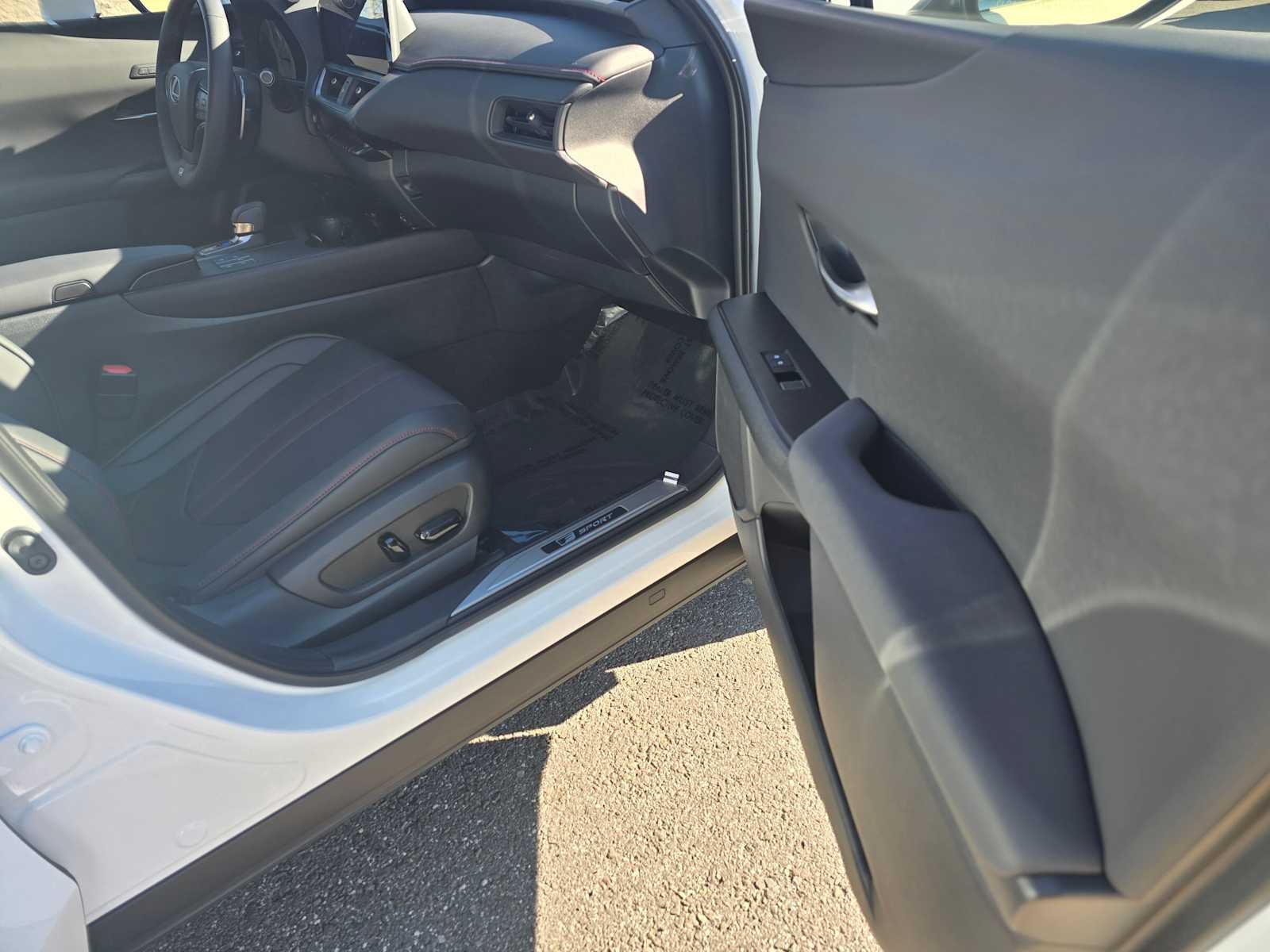 2025 Lexus UX 300h F SPORT HANDLING AWD