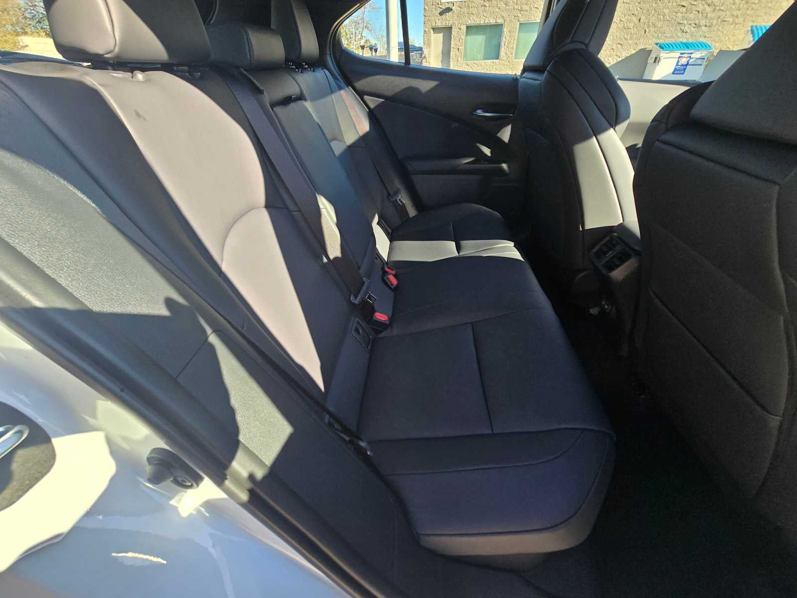 2025 Lexus UX 300h F SPORT HANDLING AWD