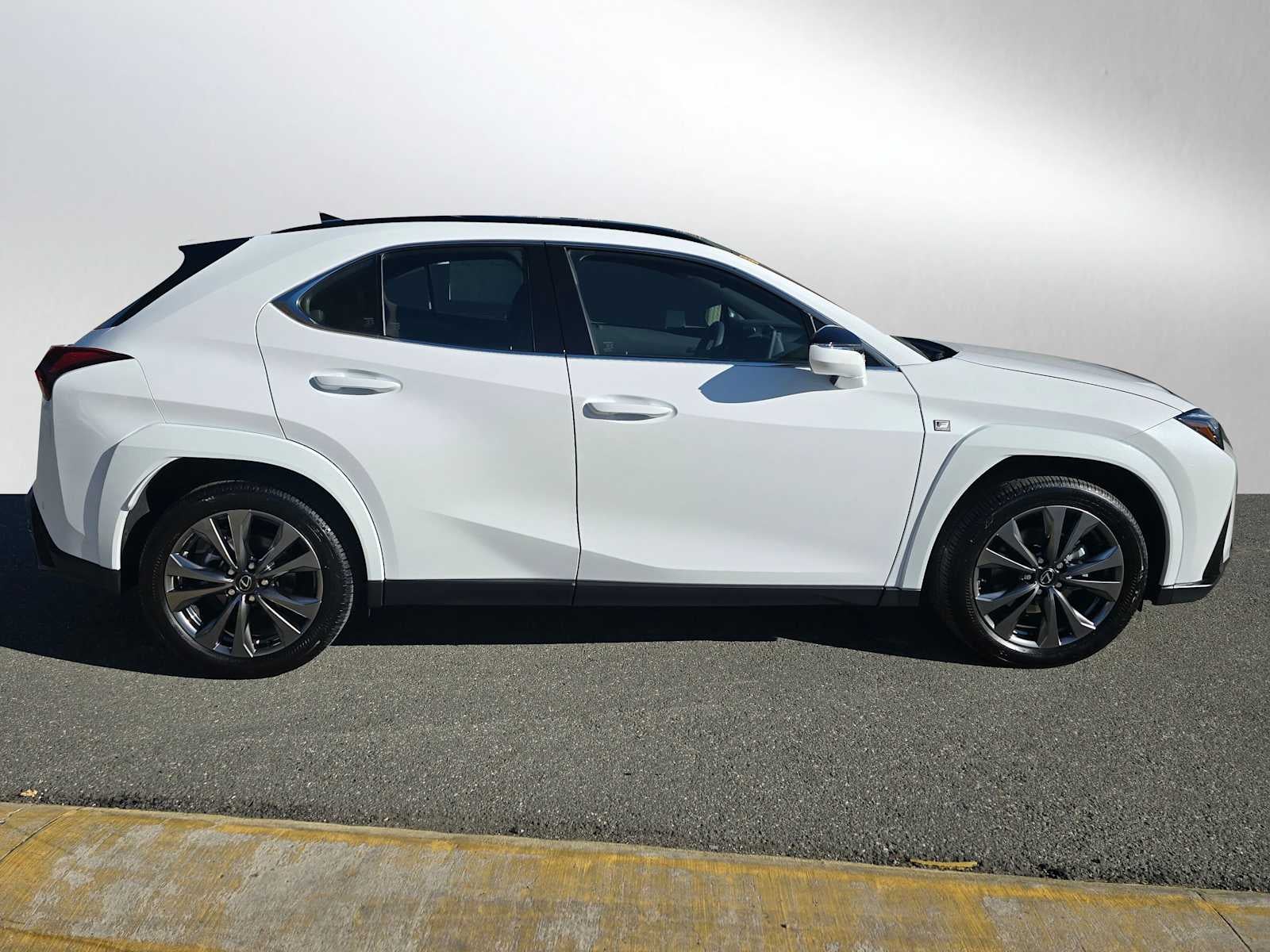 2025 Lexus UX 300h F SPORT HANDLING AWD