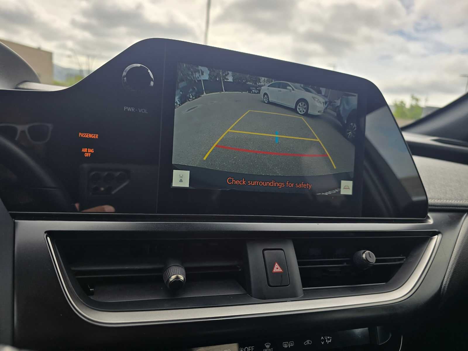 2024 Lexus UX 250h UX 250h