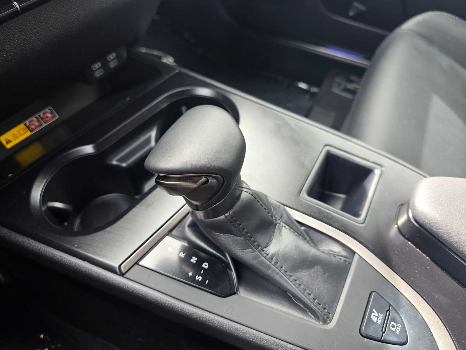 2024 Lexus UX 250h UX 250h