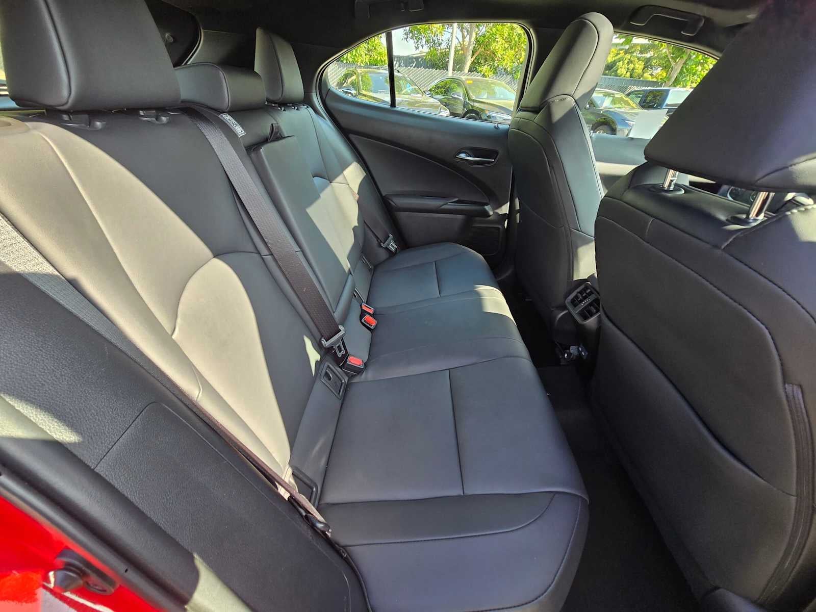 2024 Lexus UX 250h UX 250h