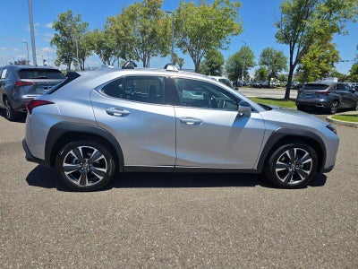 2025 Lexus UX 300h UX 300h